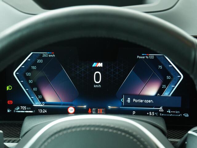 BMW X5 xDrive50e | M Sportpakket | Panoramadak | Head-Up | Harman Kardon | Stoelventilatie | Stoelverwarming V+A | Carbon interieur | 22'' | Comfortzetels |