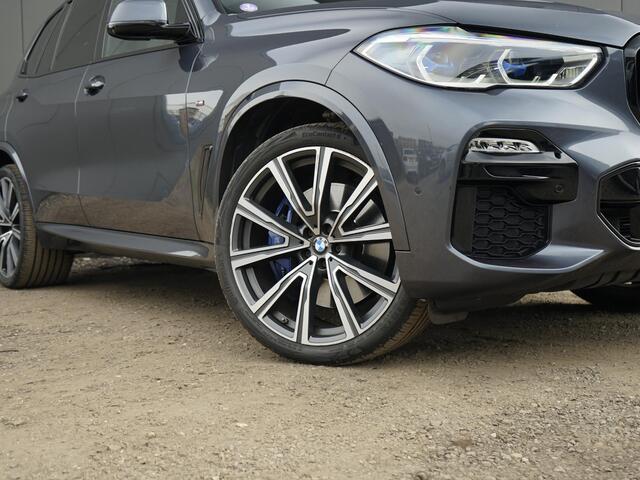BMW X5 xDrive40i High Executive M-Sport /Achteras best. / Orig.NL / Pano dak / Merino/Crafted clarity /22'' LM velgen /Laser / Warmte comfort / Head-Up / Leder dash / Sky Lounge /