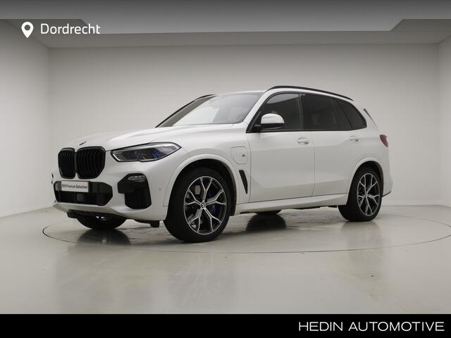 BMW X5 xDrive45e M-Sport | 21" | Panorama | Harman Kardon | Trekhaak | Soft Close | Driving Assistant Professional