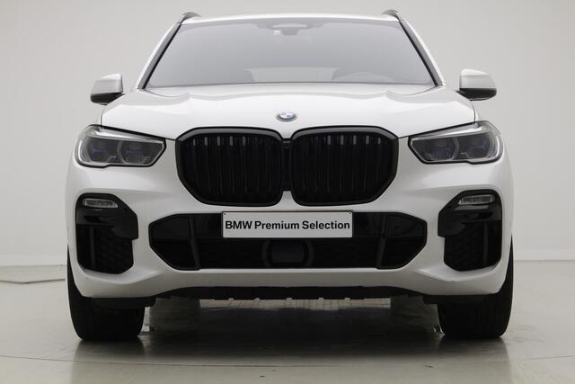 BMW X5 xDrive45e M-Sport | 21" | Panorama | Harman Kardon | Trekhaak | Soft Close | Driving Assistant Professional