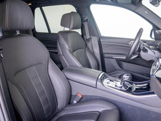 BMW X5 xDrive40i | High Executive | M Sportpakket | Luchtvering | Comfort Access | Panoramadak | Driving Assistant Professional | Trekhaak