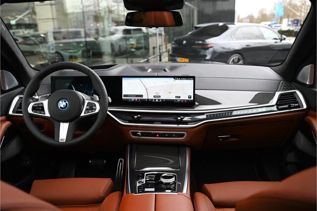 BMW X5 xDrive50e High Executive M Sport Automaat / Panoramadak Sky Lounge / Trekhaak / Massagefunctie / Bowers & Wilkins / Parking Assistant Professional / Soft-Close