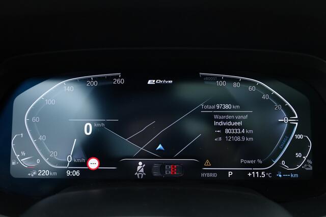 BMW X5 xDrive45e M Sport | SOH 95% | Pano | HUD | Laser | Elek. Trekhaak | Luchtvering | Shadowline | Leder+Memory | Dig. Cockpit | Stoel- Stuurverw. | Camera+PDC | Elek. Klep | V