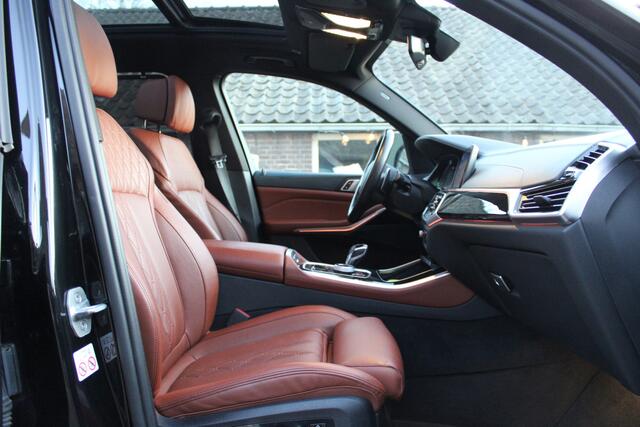BMW X5 xDrive45e High Executive PHEV M-SPORT PANO NAVI LEER LASER 100.000KM!!!