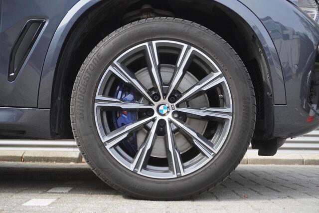 BMW X5 xDrive40i M Sportpakket | Integral Active Steering | Glazen panoramadak | HIFI System Harman Kardon | BMW Head-Up Display | BMW Laserlight