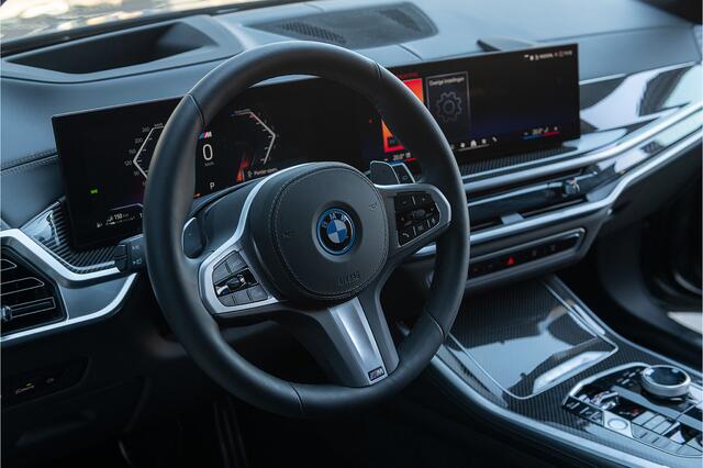 BMW X5 xDrive50e LCI M-sport Pro ACC Pano M Seats Massage Stoelvent. Luchtvering Head Up 360 Kristal HarmanK Trekhaak