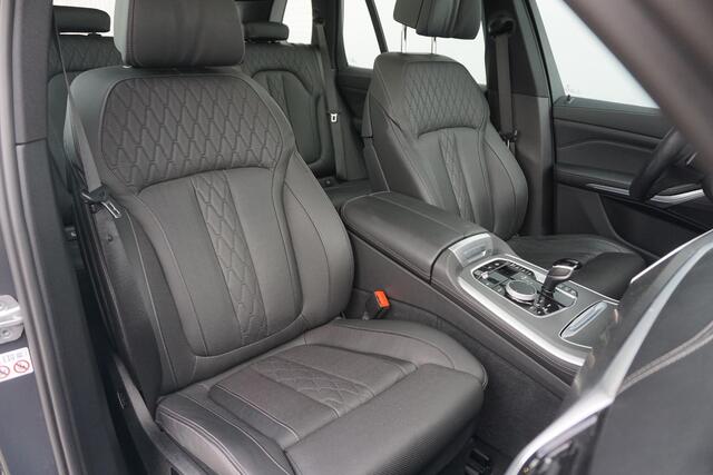 BMW X5 xDrive45e | M Sport | Trekhaak | Schuif-kanteldak | Head-up | Stoelventilatie | Rondomzicht Camera's | Adaptieve Cruise Control met Stop&Go & Stuurhulp | Dodehoek Detectie