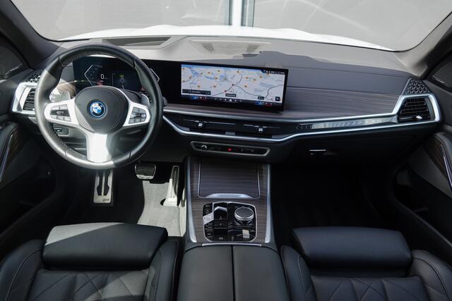 BMW X5 xDrive 50e 490Pk | M-Sport Pro | Shadowline | 360° Camera | Harman-Kardon | Head Up Display | Trekhaak | Brooklyn Grey | 22''