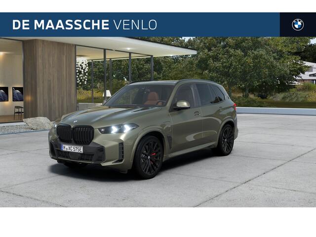 BMW X5 xDrive50e M Sport Automaat / Panoramadak Sky Lounge / Trekhaak / Bowers & Wilkins / Parking Assistant Professional / Soft-Close / Active Steering