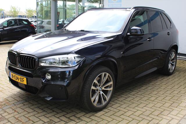 BMW X5 xDrive40d High Executive M-Sport | Panorama dak | Soft close | Head-Up Display | Elektrisch wegklapbare trekhaak | Eletrisch verstelbare stoelen met memory | Harma/Kardon Audiosysteem | Stoelverwarming voor + achter | 360* Camera | Elektrische kofferbakkl