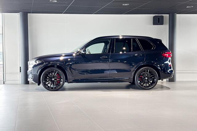BMW X5 xDrive50e | M Sport Pro | Harman Kardon | Glazen Panoramadak | Iconic Glow | Soft-close | Trekhaak |