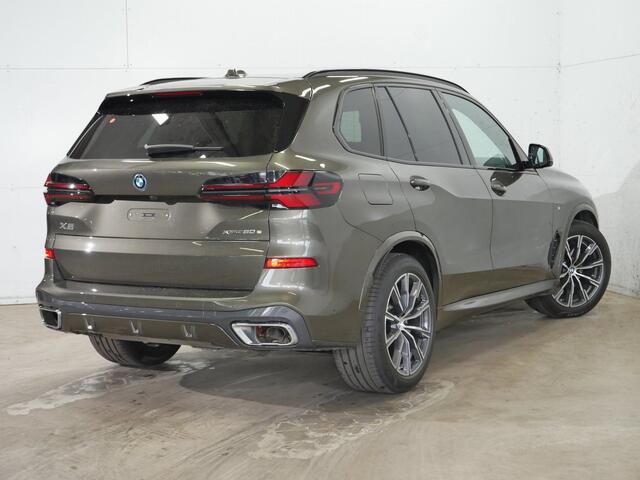 BMW X5 xDrive50e M-Sport | Driving Assistant Professional | Panorama | Harman Kardon | Trekhaak | Soft Close