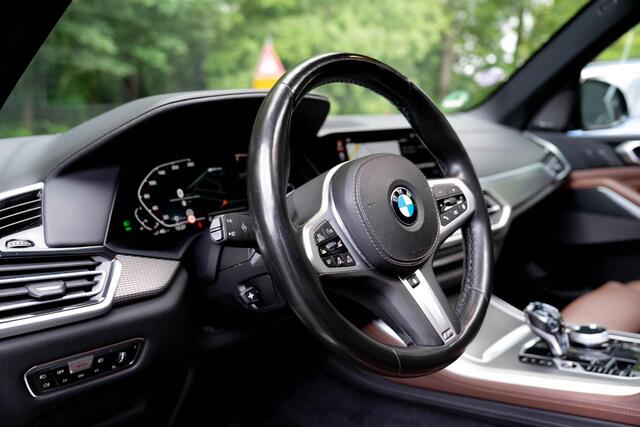 BMW X5 xDrive45e M-Sport | Panorama | Skylounge | H&K | 360 Camera | Softclose | Memory