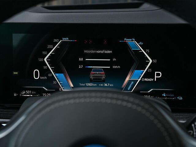 BMW X5 xDrive50e | M-Sport | Panoramadak | Active cruise | Harman/Kardon | Head-up | 360 camera | Memory Seats | Ambiance verlichting | Luchtvering | Stoelverwarming V+A | Trekhaak |
