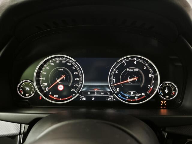 BMW X5 xDrive35i M Sport Edition Automaat | Leer | Navigatie systeem M-Pakket