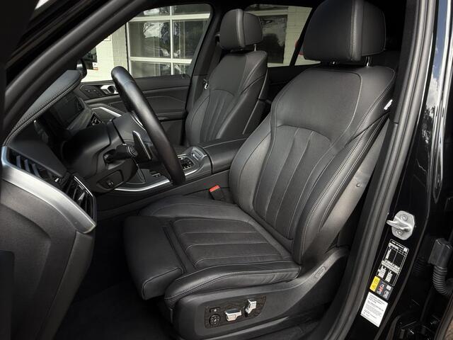 BMW X5 xDrive45e M SPORT | LASER | STOELMASSAGE | STOELVENTILATIE | PANORAMA | SOFT CLOSE | DRIVING ASS. PROFF | HEAD UP |