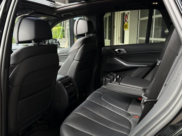 BMW X5 xDrive45e M SPORT | LASER | STOELMASSAGE | STOELVENTILATIE | PANORAMA | SOFT CLOSE | DRIVING ASS. PROFF | HEAD UP |