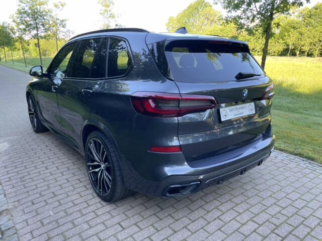 BMW X5 xDrive45e High Executive M-Sport Pano, Head-up, Sport Stoelen