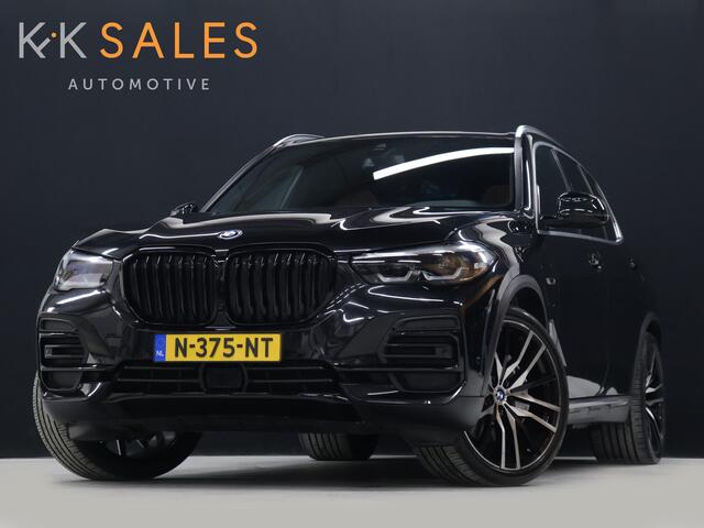 BMW X5 xDrive45e M Sport [LUCHTVERING, SCHUIFKANTELDAK, APPLE CARPLAY, MEMORY SEATS, CAMERA, ADAPTIVE CRUISE, STOELVERWARMING, ELEK. ACHTERKLEP, NAVIGATIE, NIEUWSTAAT]