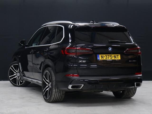 BMW X5 xDrive45e M Sport [LUCHTVERING, SCHUIFKANTELDAK, APPLE CARPLAY, MEMORY SEATS, CAMERA, ADAPTIVE CRUISE, STOELVERWARMING, ELEK. ACHTERKLEP, NAVIGATIE, NIEUWSTAAT]
