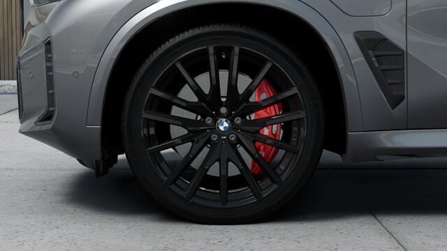 BMW X5 xDrive50e M Sport Automaat / Panoramadak Sky Lounge / Trekhaak / Bowers & Wilkins / Parking Assistant Professional / Soft-Close / Comfortstoelen / Active Steering