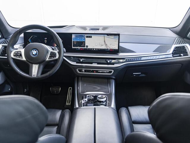 BMW X5 xDrive50e | M Sportpakket Pro | Innovation Pack | Comfort Access | Soft-Close | Sky Lounge | Massagefunctie | 22''