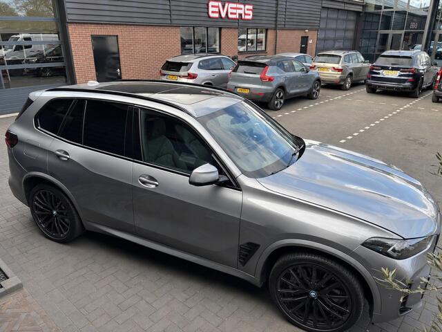 BMW X5 xDrive50e M-Sport|Pano|H&K|Trekhaak|22"|Head-up| Soft-Close|Ative Steering|
