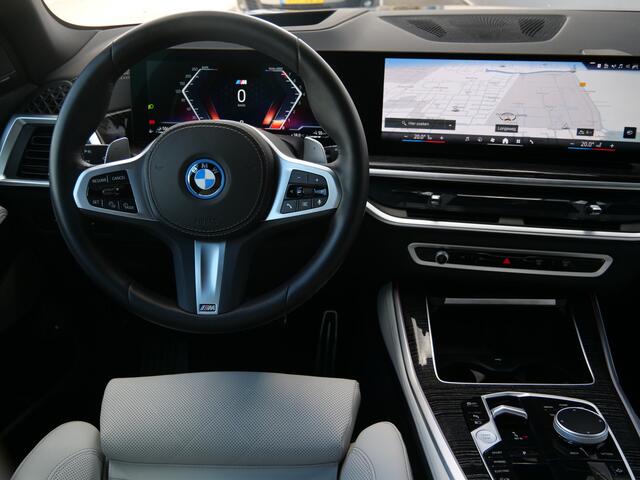 BMW X5 xDrive50e 490 Pk Automaat M-pakket / Leer / Pano-dak / Trekhaak / Camera's / DAB