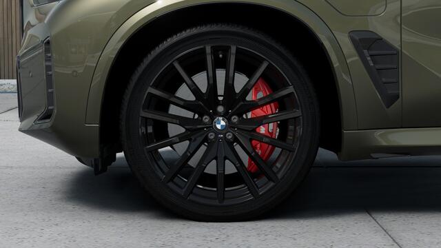 BMW X5 xDrive50e M Sport Automaat / Panoramadak Sky Lounge / Trekhaak / Bowers & Wilkins / Comfortstoelen / Parking Assistant Professional / Soft-Close