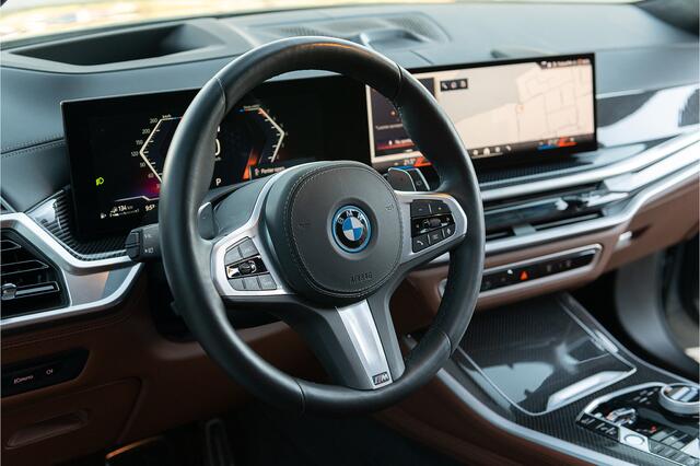 BMW X5 xDrive50e LCI M-sport Pro Pano M Seats Massage Bowers&Wilk. Luchtvering Head Up 360 Kristal Trekhaak