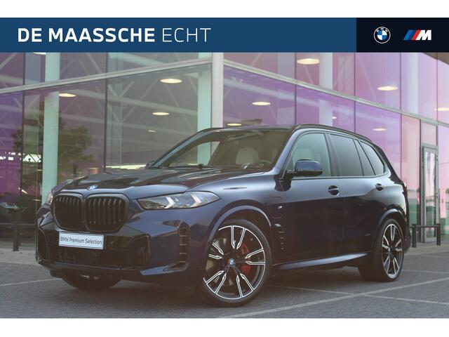 BMW X5 xDrive50e M Sport Automaat / Trekhaak / Panoramadak / Comfortstoelen / Comfort Access / Soft-Close / Harman Kardon / Parking Assistant Professional
