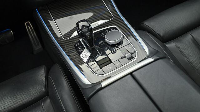 BMW X5 xDrive45e M-Sport|PANO|HuD|DEALEROND|SOFTCLOSE