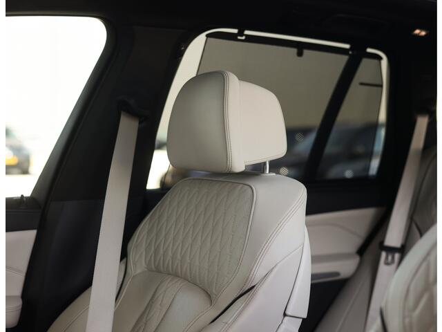 BMW X5 50e xDrive Individual - Pano - Trekhaak