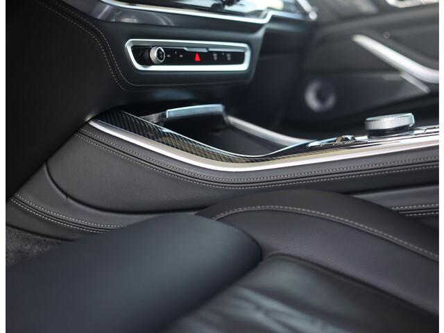 BMW X5 50e xDrive | Skylounge - Trekhaak - HUD