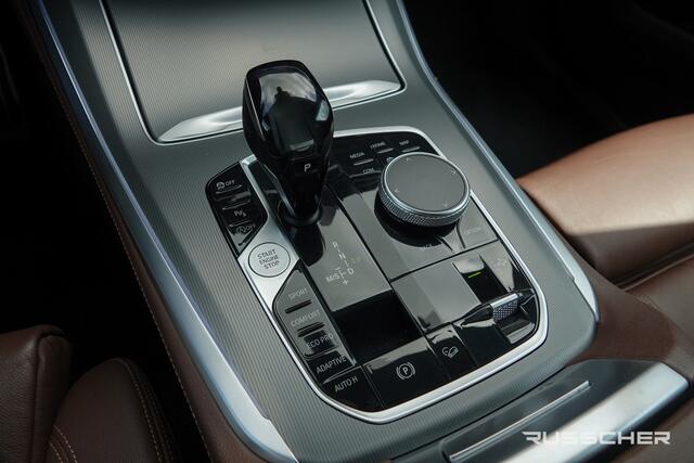 BMW X5 Xdrive 30d 265Pk Aut. | M-Sport | High Executive | Luchtvering | Panoramadak | Head-Up Display | 22''