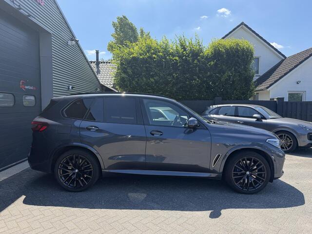 BMW X5 M50i High Executive | M-Sport | Panoramadak | 360* Camera | Skylounge | Laser | Elektrische Trekhaak |