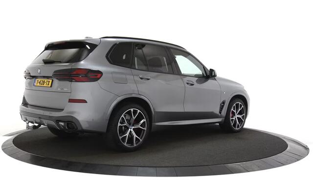 BMW X5 xDrive50e Launch Edition M-Sport Zwart Optiek Pano ACC HUD Trekhaak Luchtvering NL Auto!