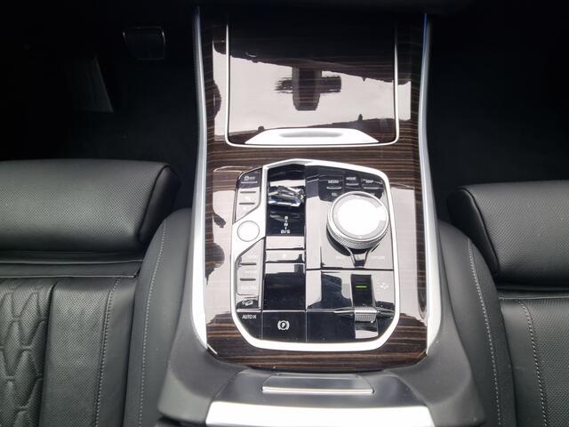 BMW X5 xDrive50e PANO / 360 CAMERA / TREKHAAK / M PAKKET