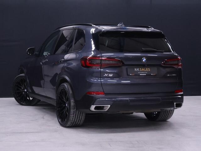BMW X5 xDrive45e High Executive [SCHUIFDAK, HARMAN KARDON, TREKHAAK, LUCHTVERING, APPLE CARPLAY, ANDROID AUTO, MEMORY SEATS, M SPORT VELG, CAMERA, NIEUWSTAAT]