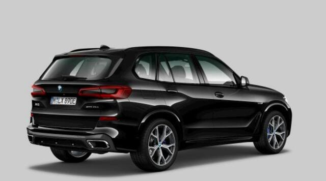 BMW X5 xDrive45e High Executive M-sport - Panoramadak - 21 inch - Comfortstoelen - Comfort Access - Parking Assistant - HiFi System