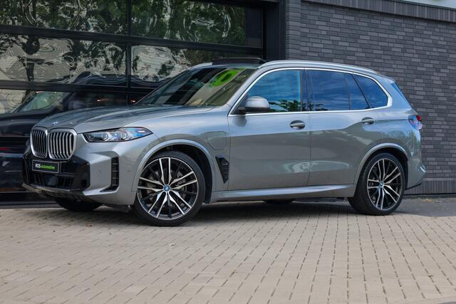 BMW X5 xDrive50e | BTW | SKYLOUNGE | 22 INCH | COMFORTSTOELEN | H/K | ACC | HUD |