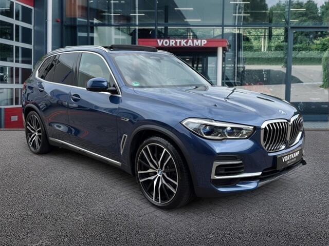 BMW X5 XDRIVE45E XLINE LEDER/PANO-DAK/360CAM/LUCHTVERING/ELEK-KLEP/STOELVERW