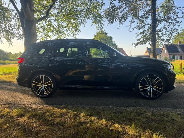 BMW X5 xDrive45e |High Ex|MSport|Pano|Laser|Merino|Dealer|4Wielsturing|DrivAss|