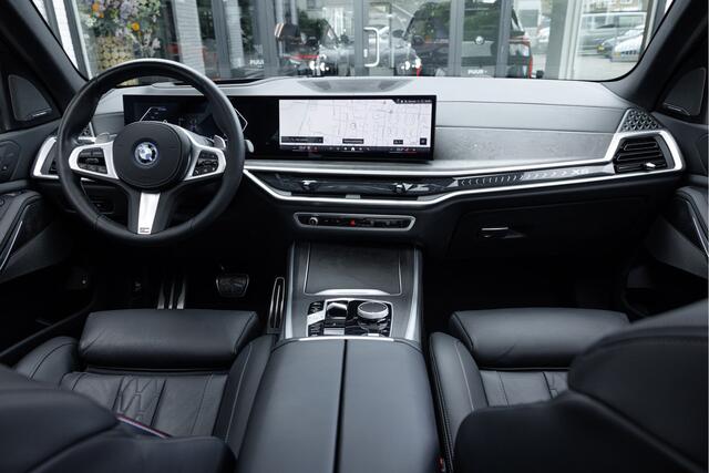 BMW X5 xDrive50e M-Competition Pano - Harman Kardon - Trekhaak