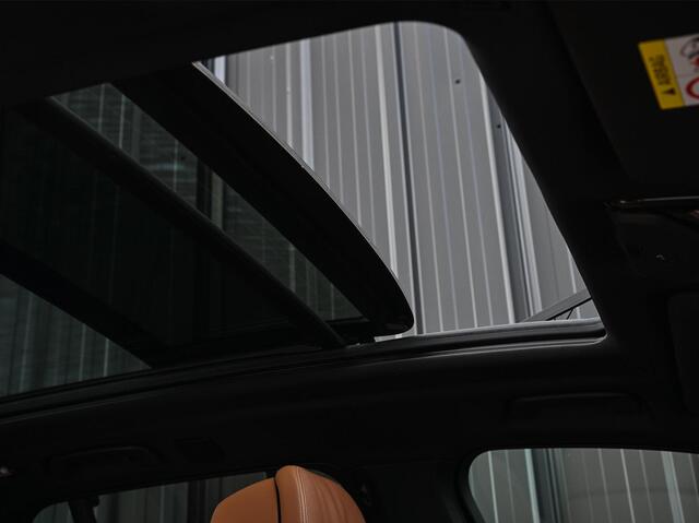 BMW X5 xDrive45e High Executive | M-Sport | Panoramadak | 360 Camera | Active Sturing | Massagestoelen + Ventilatie | Harman/Kardon | HUD | BMW Gesture Control | Luchtvering | Soft Close | Ambiance Interieur |