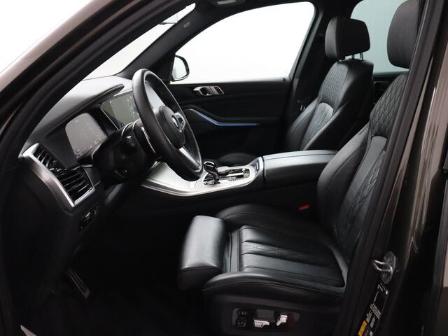 BMW X5 xDrive45e High Executive M-sport Pano Trekhaak comfortstoelen Laser Lights