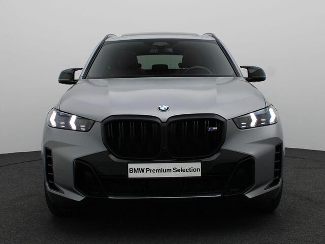 BMW X5 M60 M Sportpakket Pro | Travel Pack | Innovation Pack | Comfort Plus Pack | Exclusive Pack | M Sport uitlaatsysteem | Integral Active Steering | Adaptief onderstel | Soft Close | Panoramadak Sky Lounge | Comfortstoelen + Ventilatie | Driving Assist Prof |