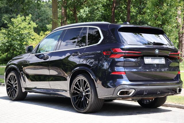 BMW X5 xDrive50e M-Sport | 22"| Pano Sky Lounge | Harman Kardon | Merino | HUD | Drive Ass Pro | V+A Stoelverwarm. | Alarm kl.3 | Keyless | Etc.