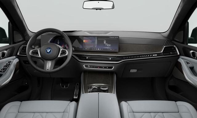 BMW X5 xDrive50e M-Sport Pro | 2026! | Panorama | 22" | Harman Kardon | Trekhaak | Soft Close | Driving Assistant Professional |