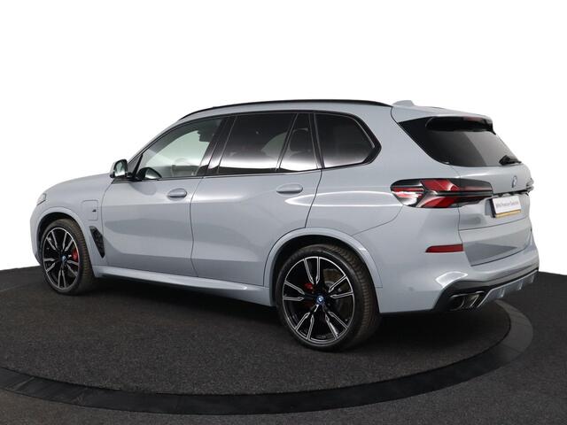 BMW X5 xDrive50e | SOH 100%| Sport Pakket Pro | Panoramadak | Harman Kardon | Stoelverwarming Voor & Achter | Individual Dashboard Leder | 22'' LM